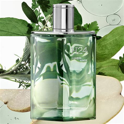 72052148140541 hermes|H24 Herbes Vives Eau de parfum limited edition gift set.